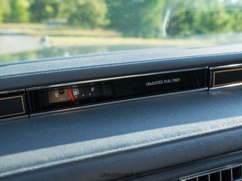 Used 1988 Cadillac Brougham image 43