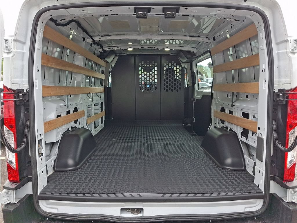 Used 2025 Ford Transit 250 Low Roof w/ Exterior Upgrade Package RWD image 29