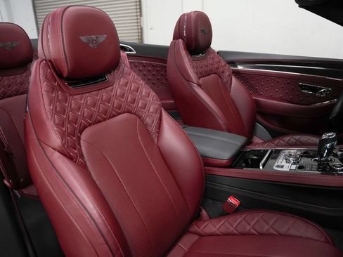 Used 2021 Bentley Continental GT V8 AWD/4WD image 43