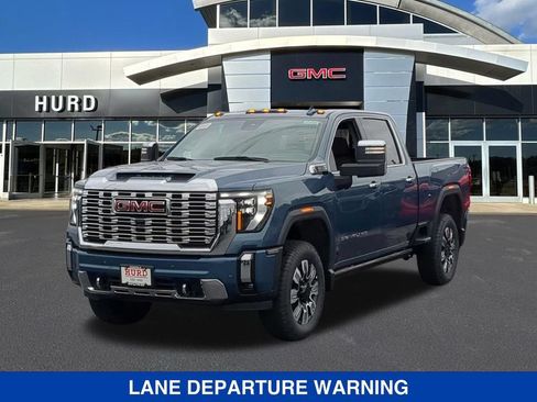 New 2026 GMC Sierra 3500 Denali w/ Denali Reserve Package AWD/4WD image 9