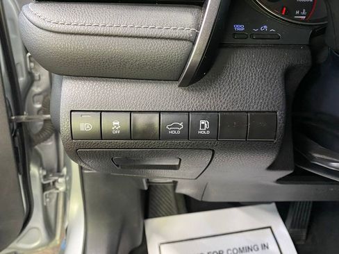 Used 2023 Toyota Camry XSE image 24