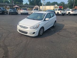 Used 2017 Hyundai Accent SE FWD video 2