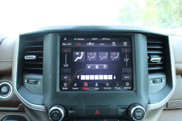 Used 2019 RAM 1500 Laramie AWD/4WD image 22