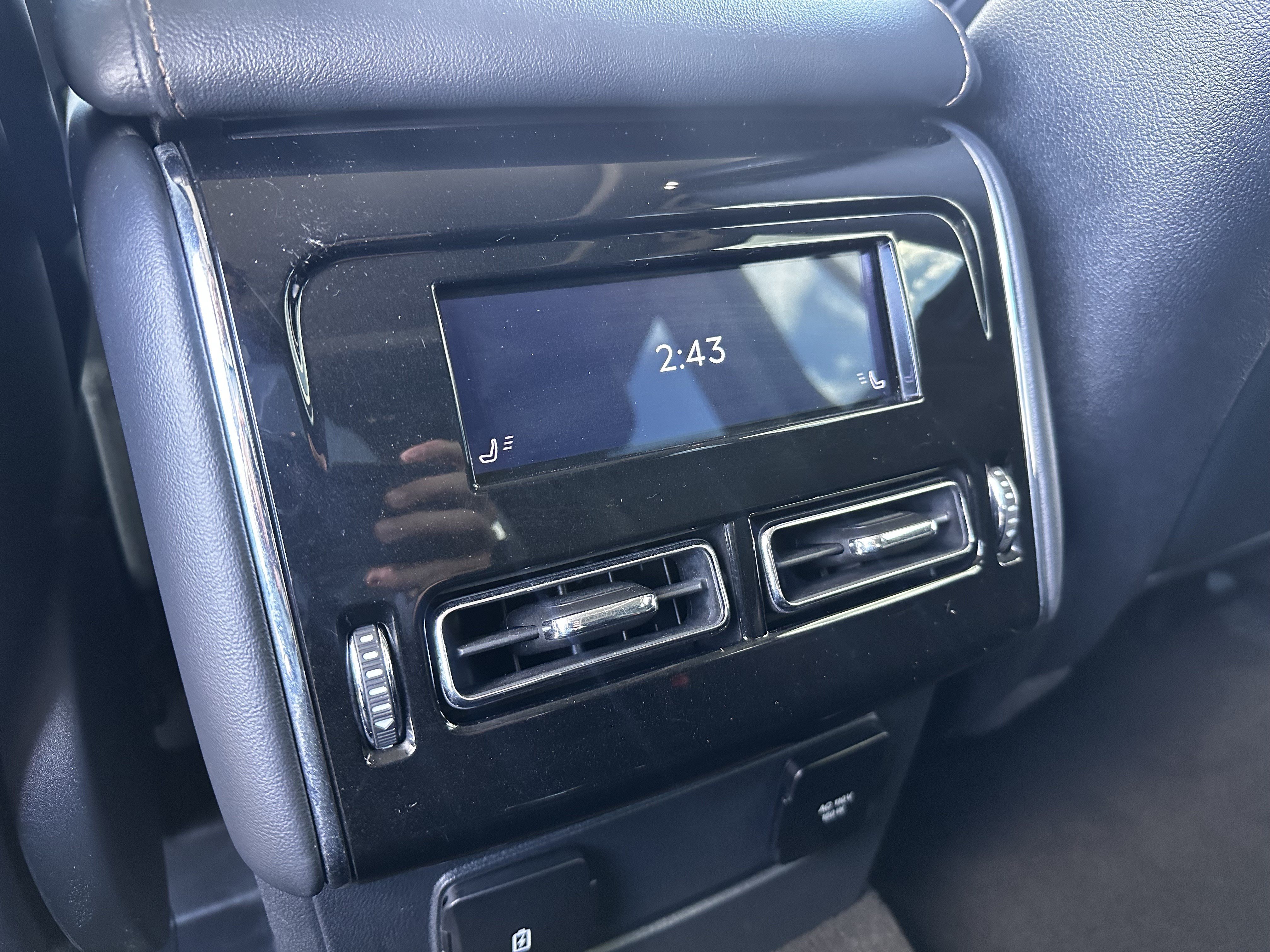 Used 2025 Lincoln Aviator Reserve w/ Equipment Group 201A AWD/4WD image 26