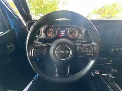 Used 2022 Jeep Wrangler Sport AWD/4WD image 15