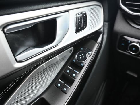 Used 2023 Ford Explorer ST w/ Equipment Group 401A image 17