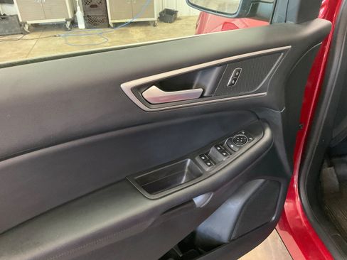 Used 2024 Ford Edge SEL w/ Convenience Package AWD/4WD image 10