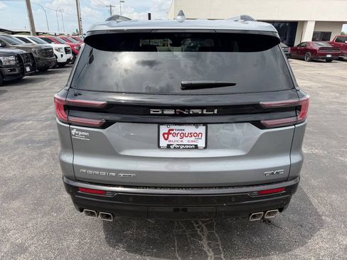 Used 2026 GMC Acadia Denali Ultimate AWD/4WD image 12