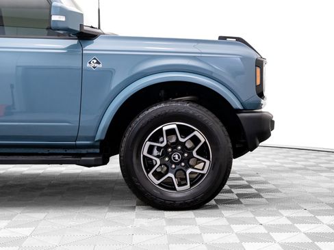 Used 2022 Ford Bronco Outer Banks image 34