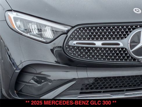 Certified 2025 Mercedes-Benz GLC 300 4MATIC image 18
