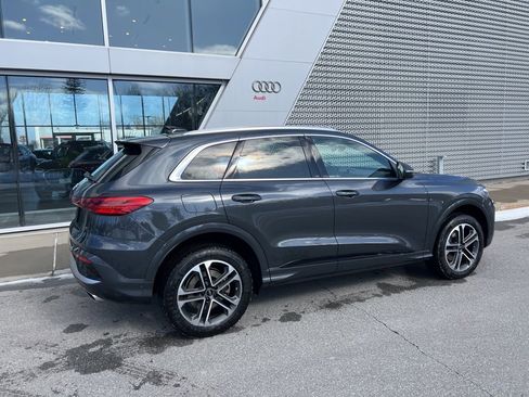 Used 2025 Audi Q5 Premium Plus w/ Premium Plus image 21