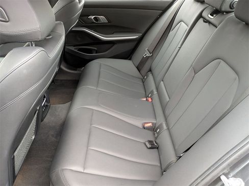 Used 2019 BMW 330i xDrive Sedan w/ Convenience Package image 13
