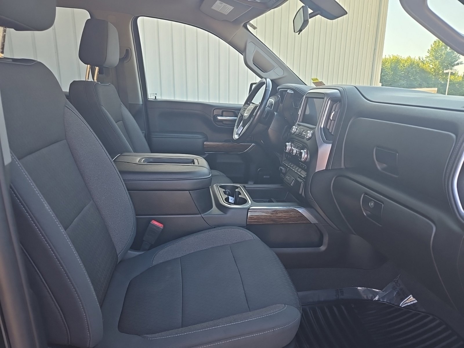 Used 2020 GMC Sierra 1500 Elevation w/ Elevation Value Package AWD/4WD image 18