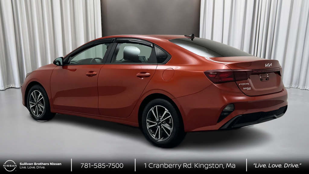 Used 2023 Kia Forte LXS FWD image 7