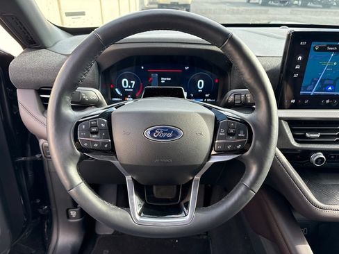 Used 2026 Ford Explorer Platinum AWD/4WD image 11