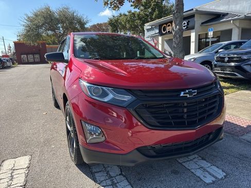 Used 2020 Chevrolet Equinox LT w/ Sport Edition image 2