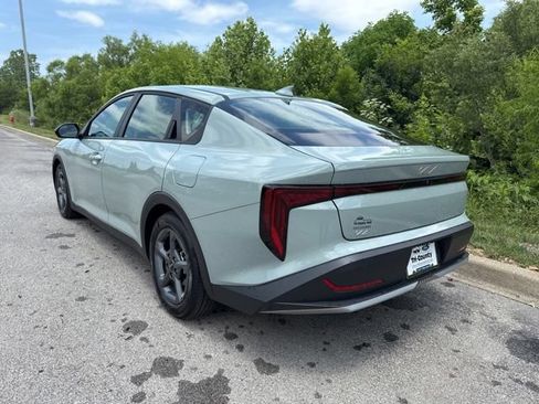 Used 2025 Kia K4 FWD image 6