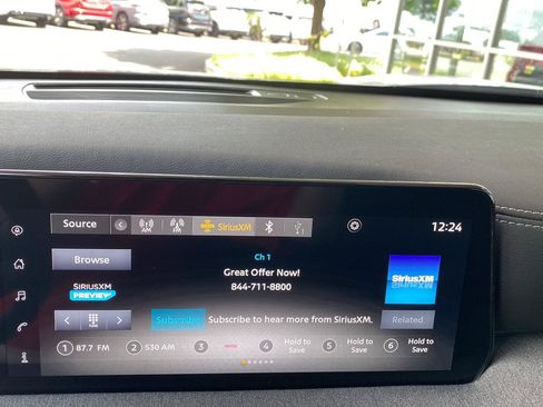 Certified 2025 Nissan Kicks SV AWD/4WD image 29