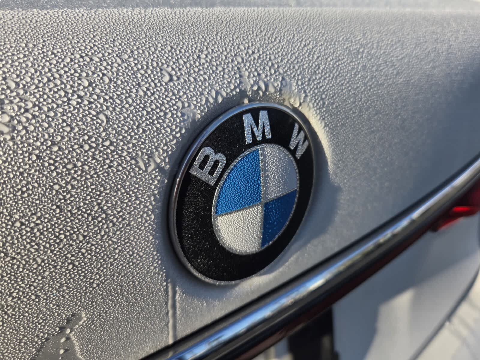 Used 2020 BMW 750i xDrive w/ Executive Package AWD/4WD image 14