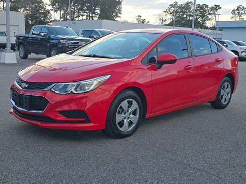 Used 2018 Chevrolet Cruze LS image 7