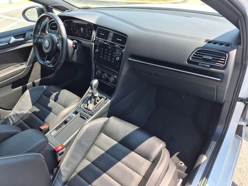 Used 2019 Volkswagen Golf R 4-Door AWD/4WD image 34