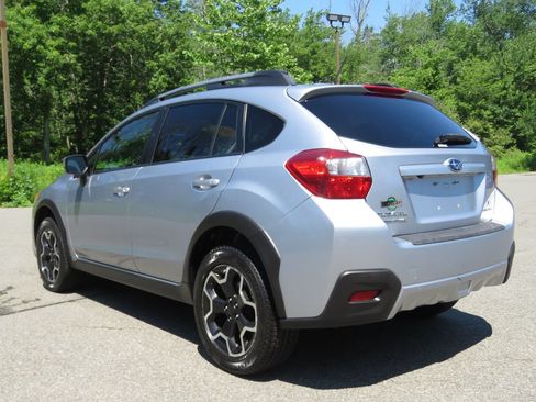 Used 2015 Subaru Crosstrek 2.0i Premium AWD/4WD image 7