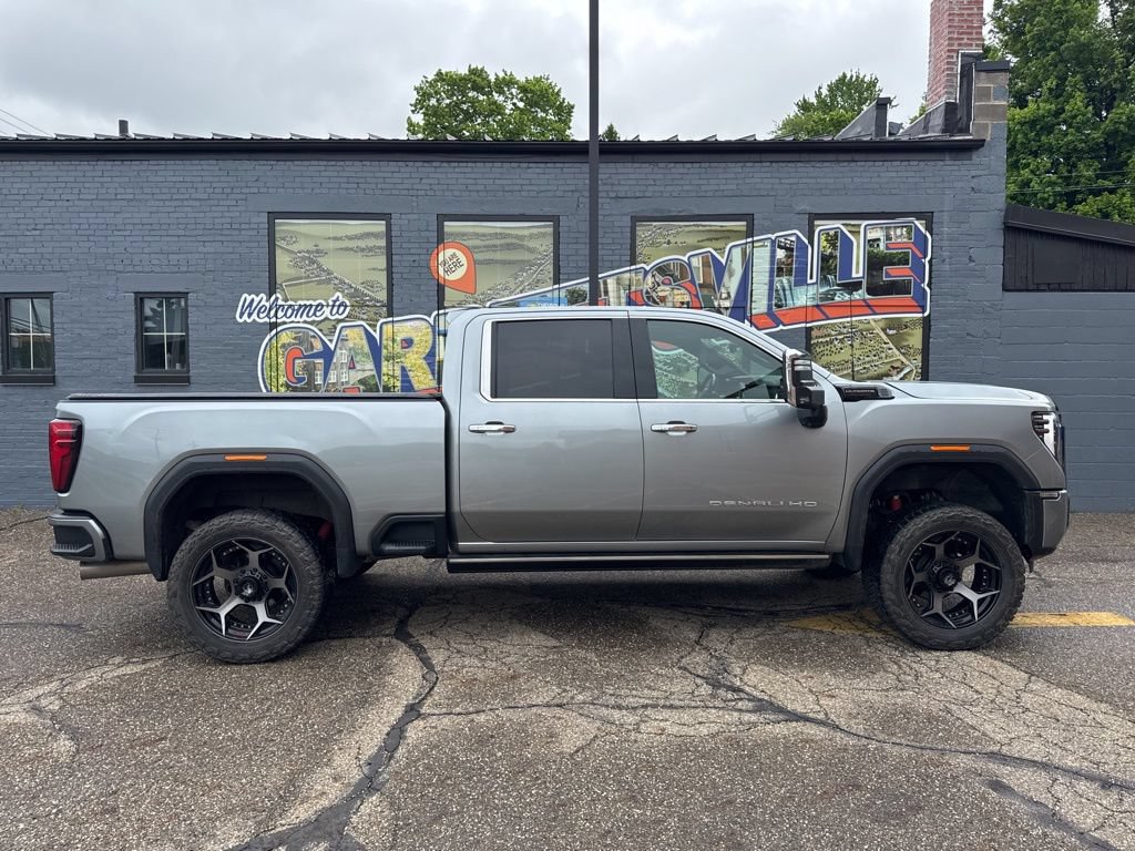 Used 2024 GMC Sierra 2500 Denali Ultimate w/ Snow Plow Prep/Camper Package AWD/4WD image 30
