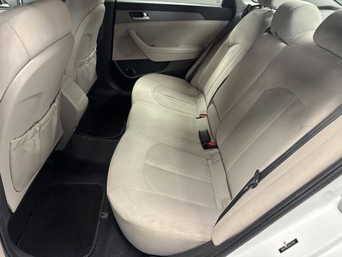 Used 2017 Hyundai Sonata SE image 9