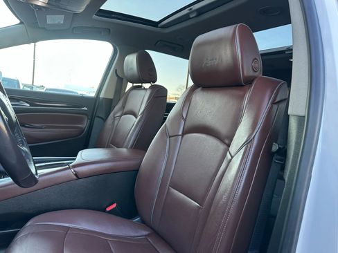 Used 2019 Buick Enclave Avenir w/ Avenir Technology Package image 14