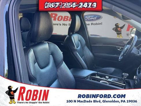 Used 2016 Volvo XC90 T6 Momentum w/ Momentum Plus Package AWD/4WD image 28