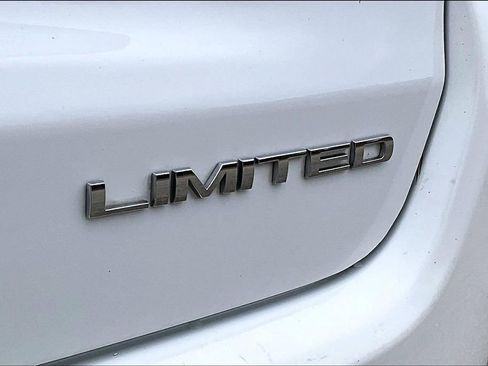 Used 2023 Jeep Compass Limited AWD/4WD image 8