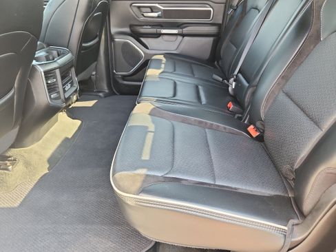 Used 2024 RAM 1500 Laramie AWD/4WD image 11