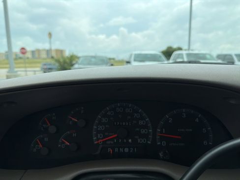 Used 1997 Ford F150 XLT RWD image 15