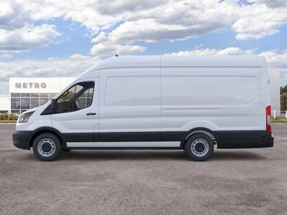 New 2026 Ford Transit 250 148 High Roof Extended w/ Load Area Protection Package