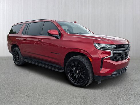 Used 2021 Chevrolet Suburban RST AWD/4WD image 1