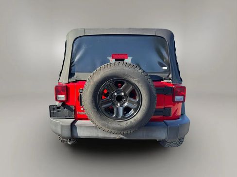 Used 2015 Jeep Wrangler Unlimited Sport w/ Dual Top Group AWD/4WD image 8