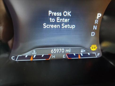 Used 2022 Jeep Cherokee Trailhawk AWD/4WD image 18