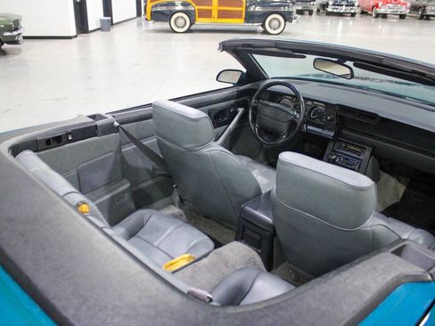 Used 1991 Chevrolet Camaro RS image 31