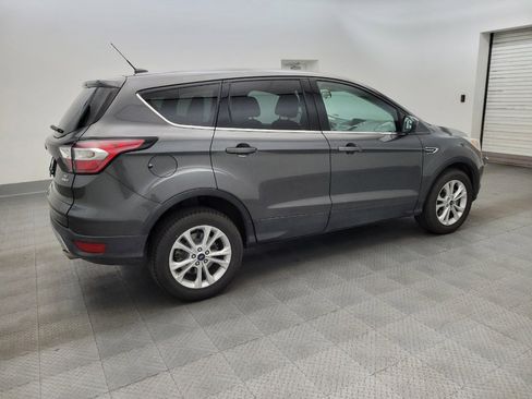 Used 2017 Ford Escape SE AWD/4WD image 10