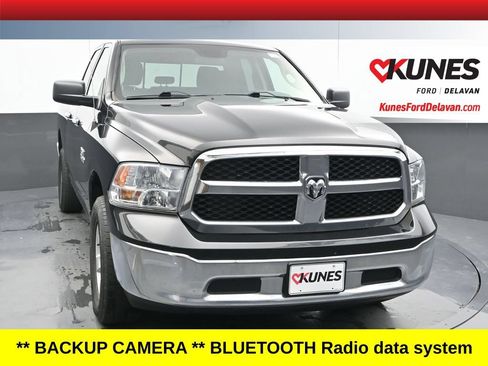 Used 2018 RAM 1500 Classic SLT AWD/4WD image 1