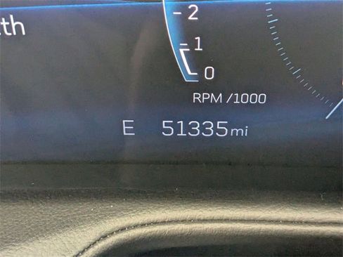 Used 2024 Cadillac XT4 Premium Luxury image 19