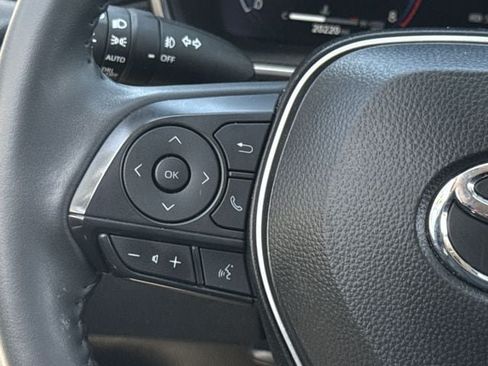 Used 2026 Toyota Corolla Cross XLE FWD image 14