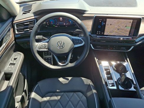 Used 2026 Volkswagen Atlas SEL Premium R-Line AWD/4WD image 14