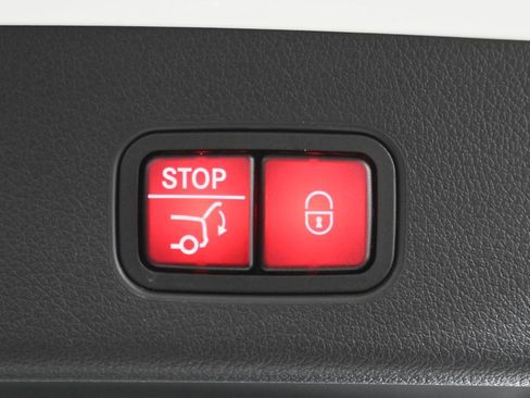 Certified 2023 Mercedes-Benz GLC 300 4MATIC image 35