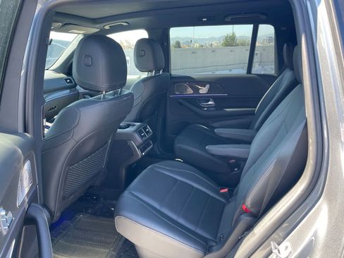 Certified 2023 Mercedes-Benz GLS 450 4MATIC image 6