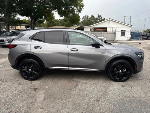 Used 2021 Buick Envision Essence w/ Technology Package I FWD image 2