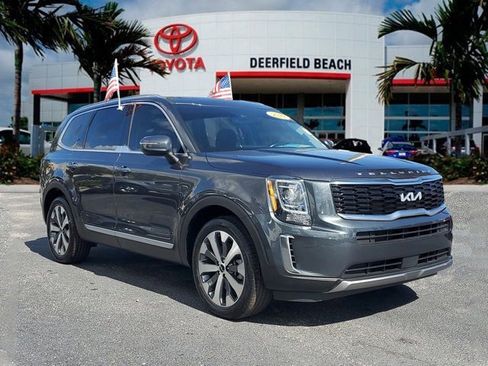 Used 2022 Kia Telluride S image 1