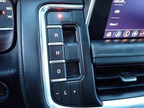 Used 2021 Chevrolet Tahoe Z71 w/ Z71 Signature Package image 22