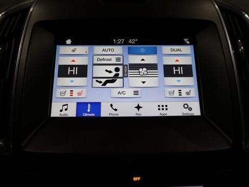 Used 2018 Ford Edge Titanium w/ Equipment Group 301A image 33