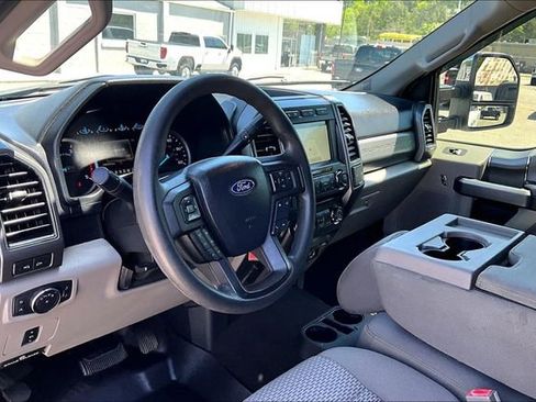 Used 2018 Ford F250 XLT w/ XLT Premium Package image 13